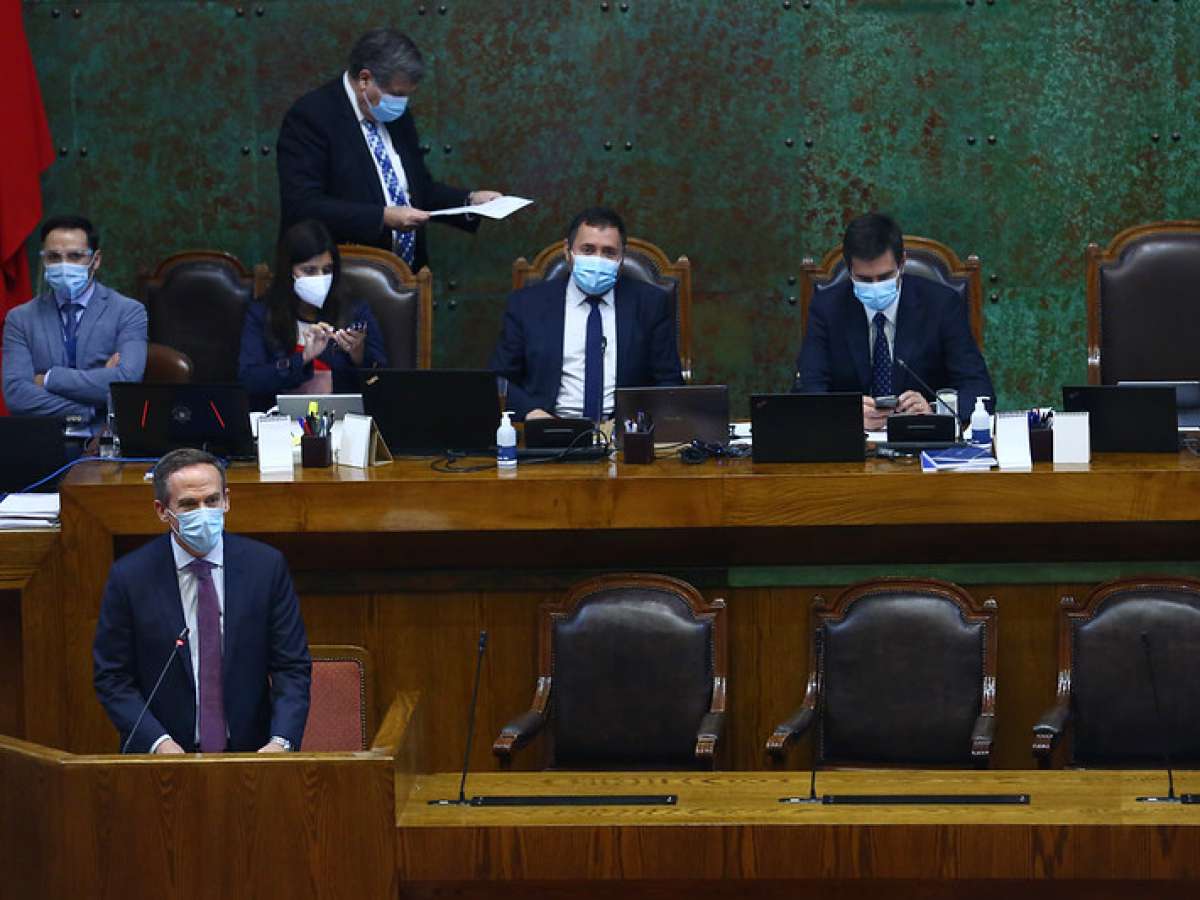 Rechazan proyectos que flexibilizaban inhabilidades para postular a cargos de elección popular