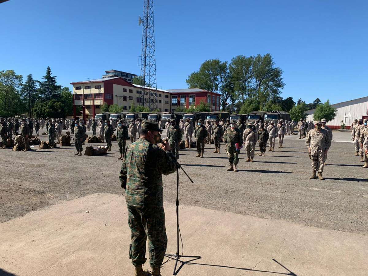 Jefe de Fuerza Regional despliega al personal del Ejército ...