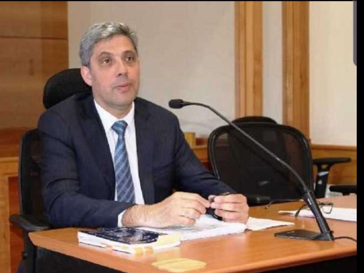 Fiscalía formaliza por negociación incompatible a ex alcalde de San Carlos  