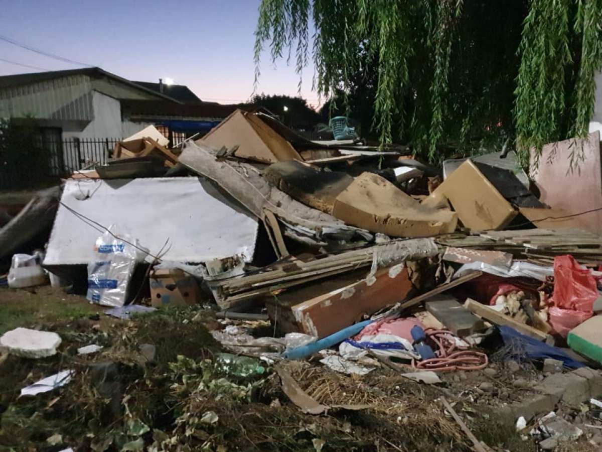 VECINOS DENUNCIAN BASURAL EN VILLA LOS NARANJOS.