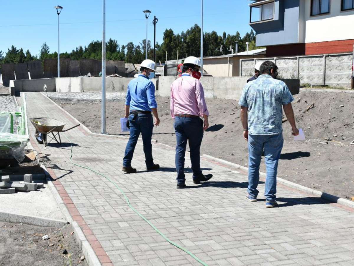 70 por ciento de avance presentan obras de Espacio Público en la comuna de Quillón