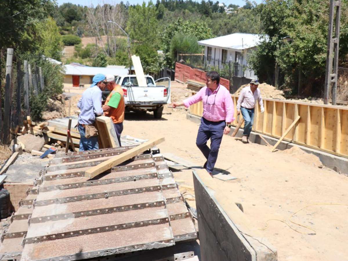 Minvu renovará 17 kilómetros de veredas en diez comunas más vulnerables de Ñuble