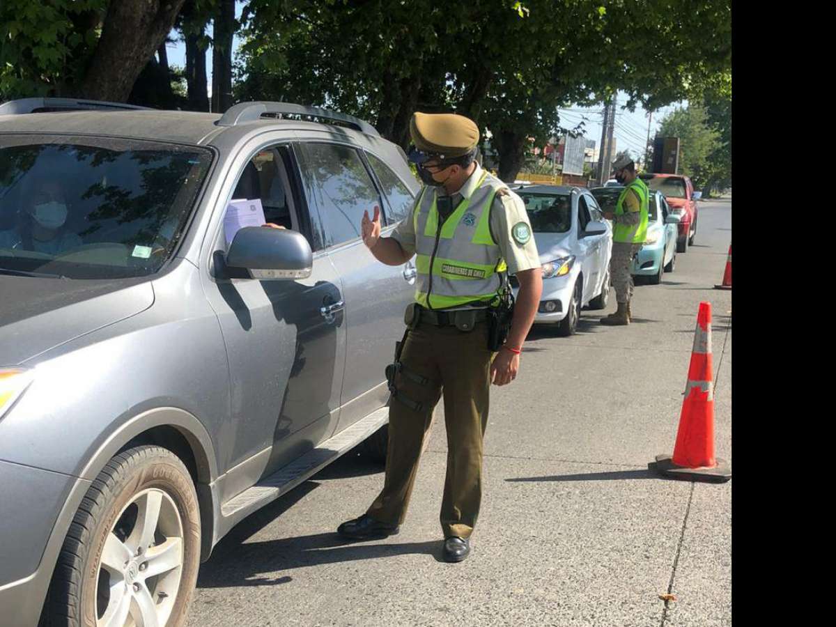 En fin de semana Carabineros detuvo a 96 personas que incumplieron las medidas sanitarias