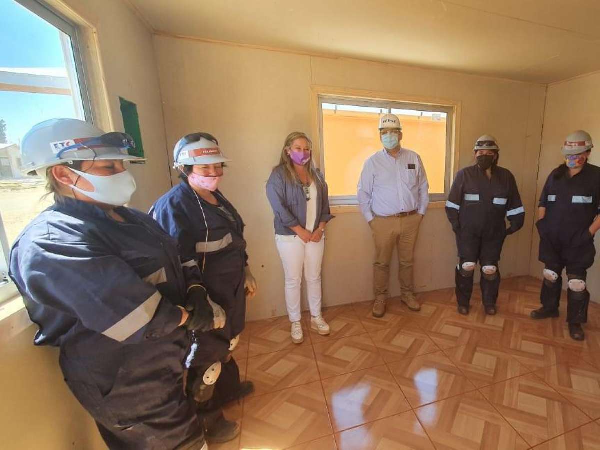 CChC Chillán conmemora Día de la mujer lanzando proyecto que potencia inserción femenina en la construcción