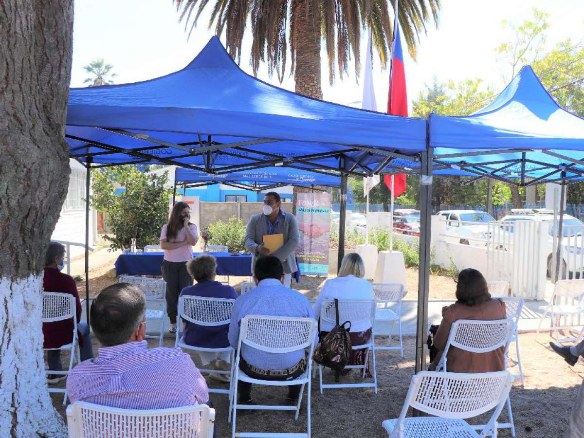 Dirigentes vecinales de Itata se interiorizaron de los fondos para organizaciones sociales