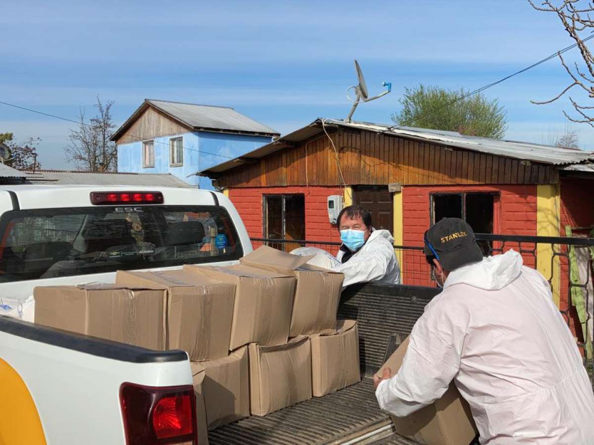 Reparto de cajas de alimentos en zonas rurales, continúa en el sector oriente de Chillán