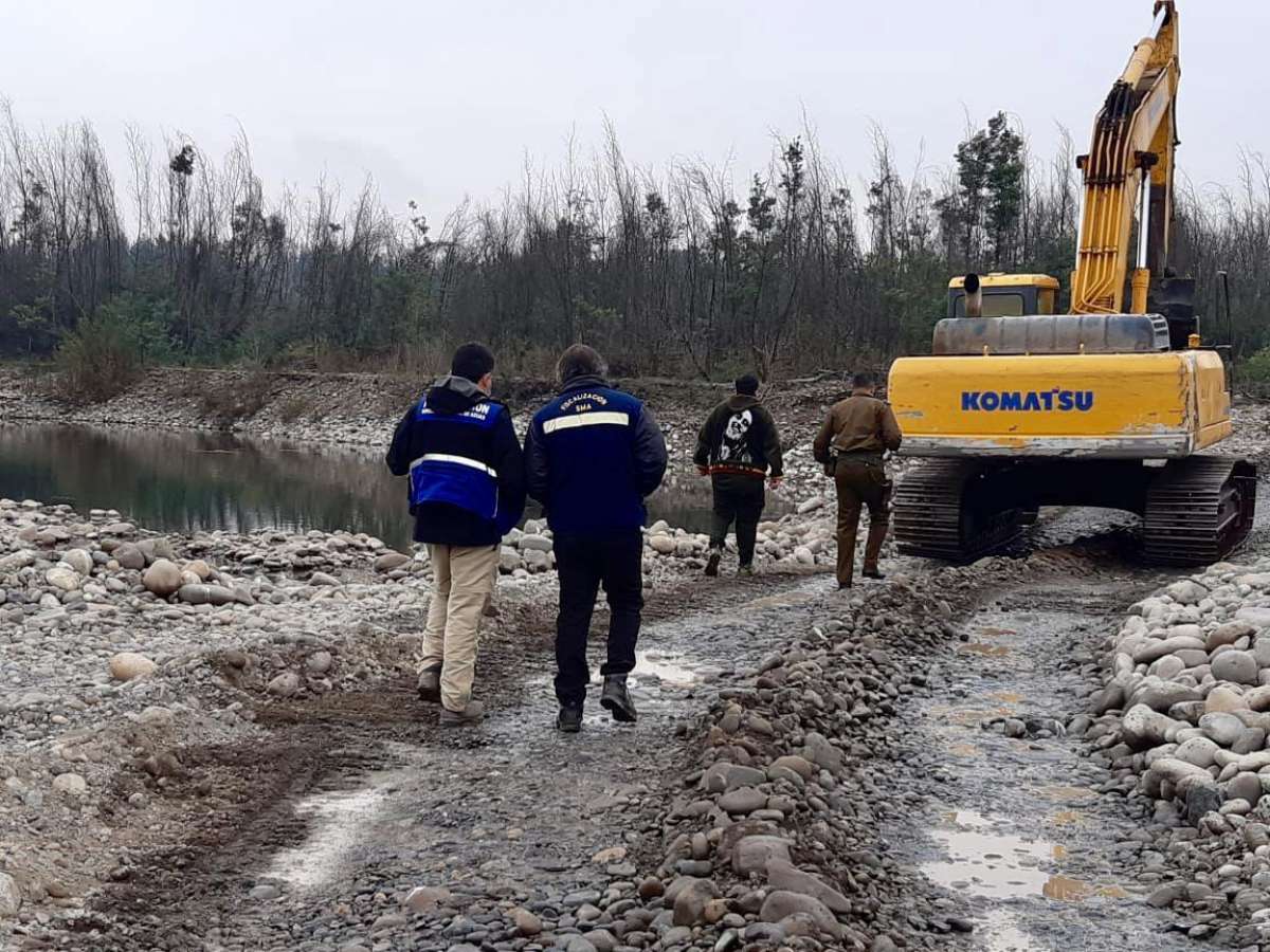 DGA detiene extracción de áridos ilegal en el rio Diguillín