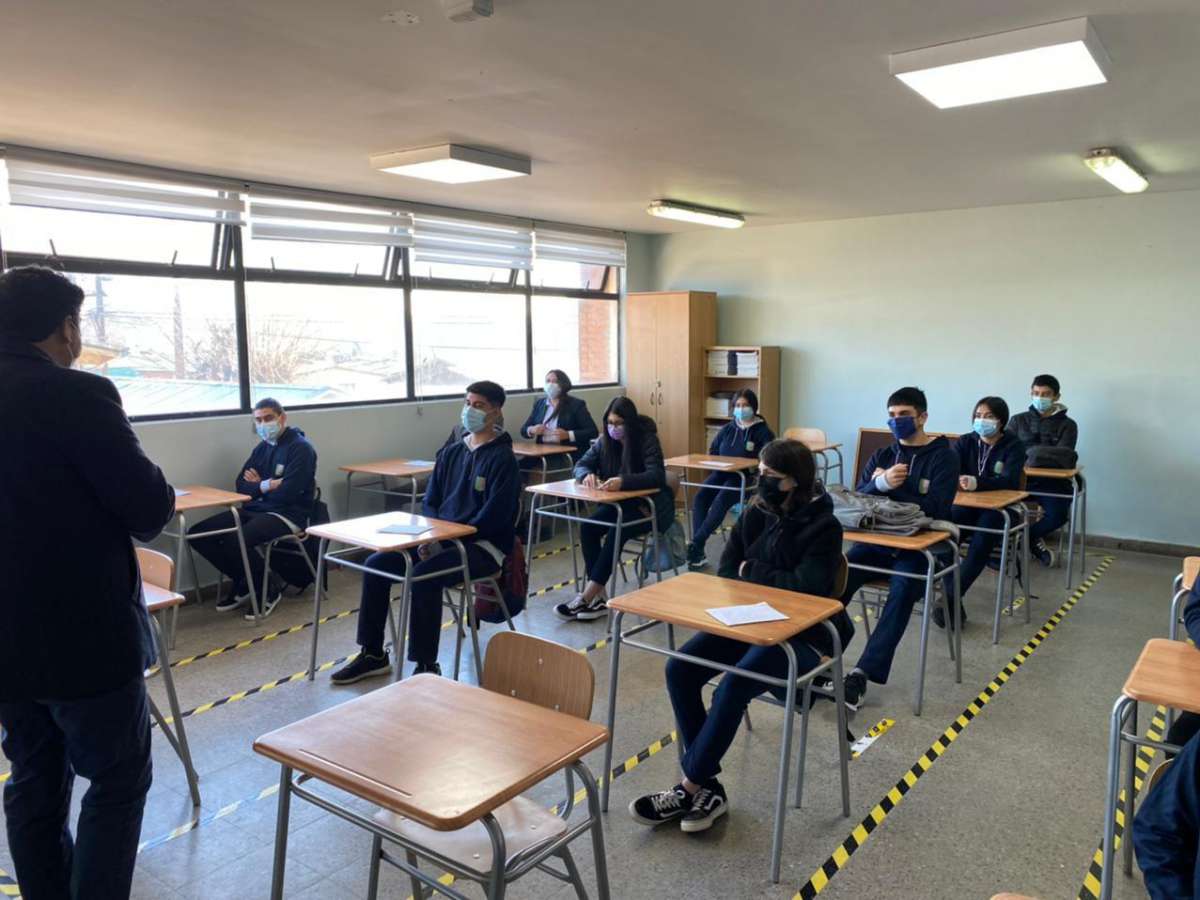 Liceo Bicentenario de Coelemu retoma las clases presenciales