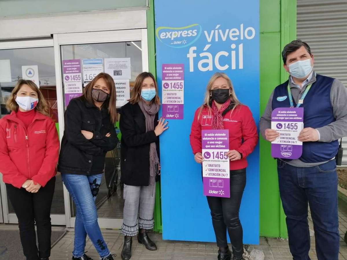 Seremi de la mujer y Walmart chile lanzan campaña informativa para prevenir la violencia de género en Ñuble