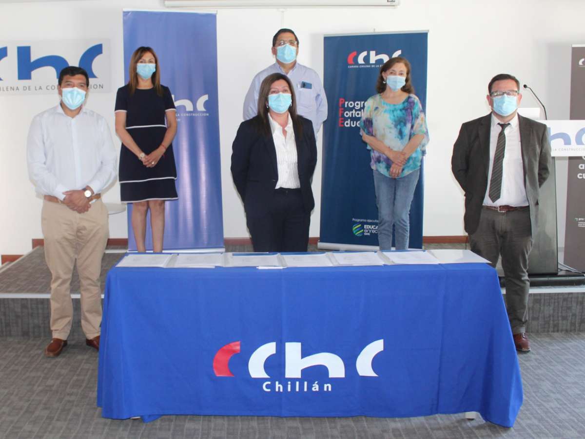 CCHC Chillán reafirma compromiso con educación técnico profesional firmando convenio con Liceos de Ñuble