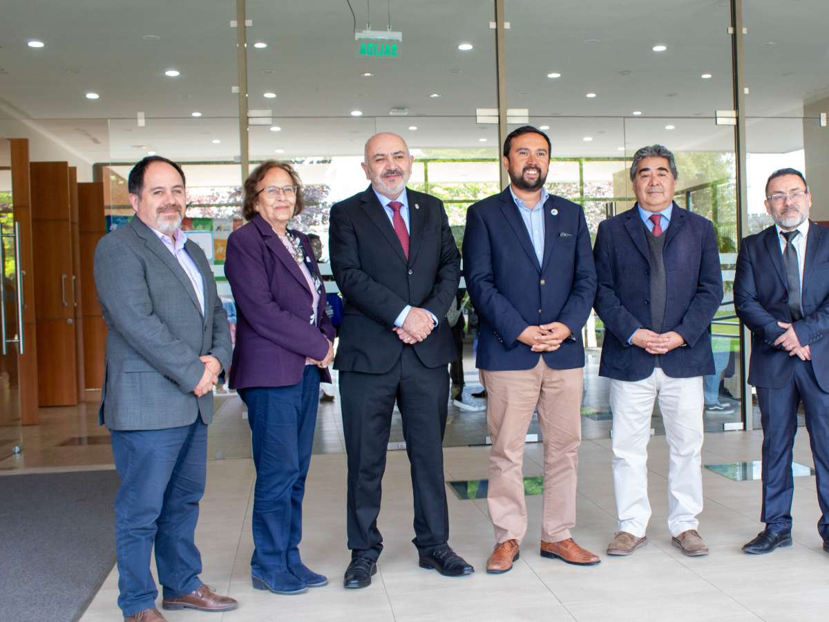 Dan el vamos a la primera carrera de Química y Farmacia que se dicta en la Región de Ñuble 