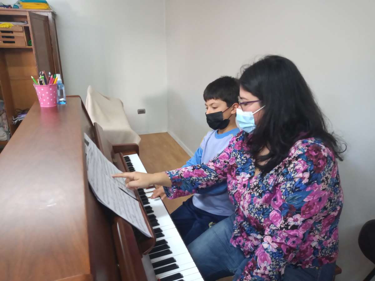 Profesores de Piano conforman una  red en Ñuble y debutan con workshop