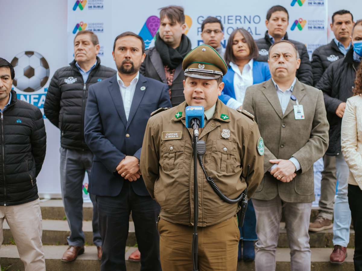 Gobernador Crisóstomo detalla acuerdos de la Mesa de Seguridad del Campeonato ANFA Chillán y dirigentes anuncian reanudación del torneo