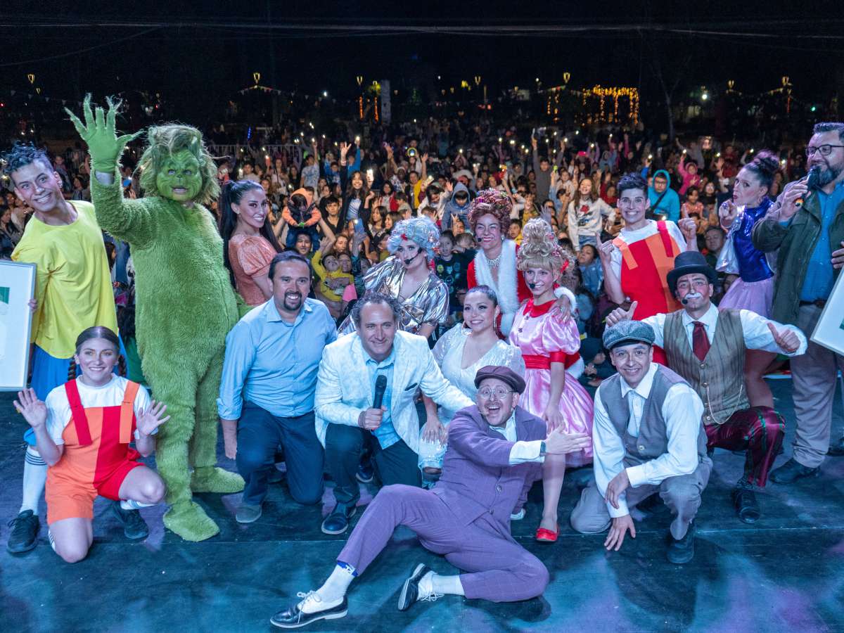 Más de mil personas disfrutaron de la obra de teatro que presentó el Gobierno Regional de Ñuble