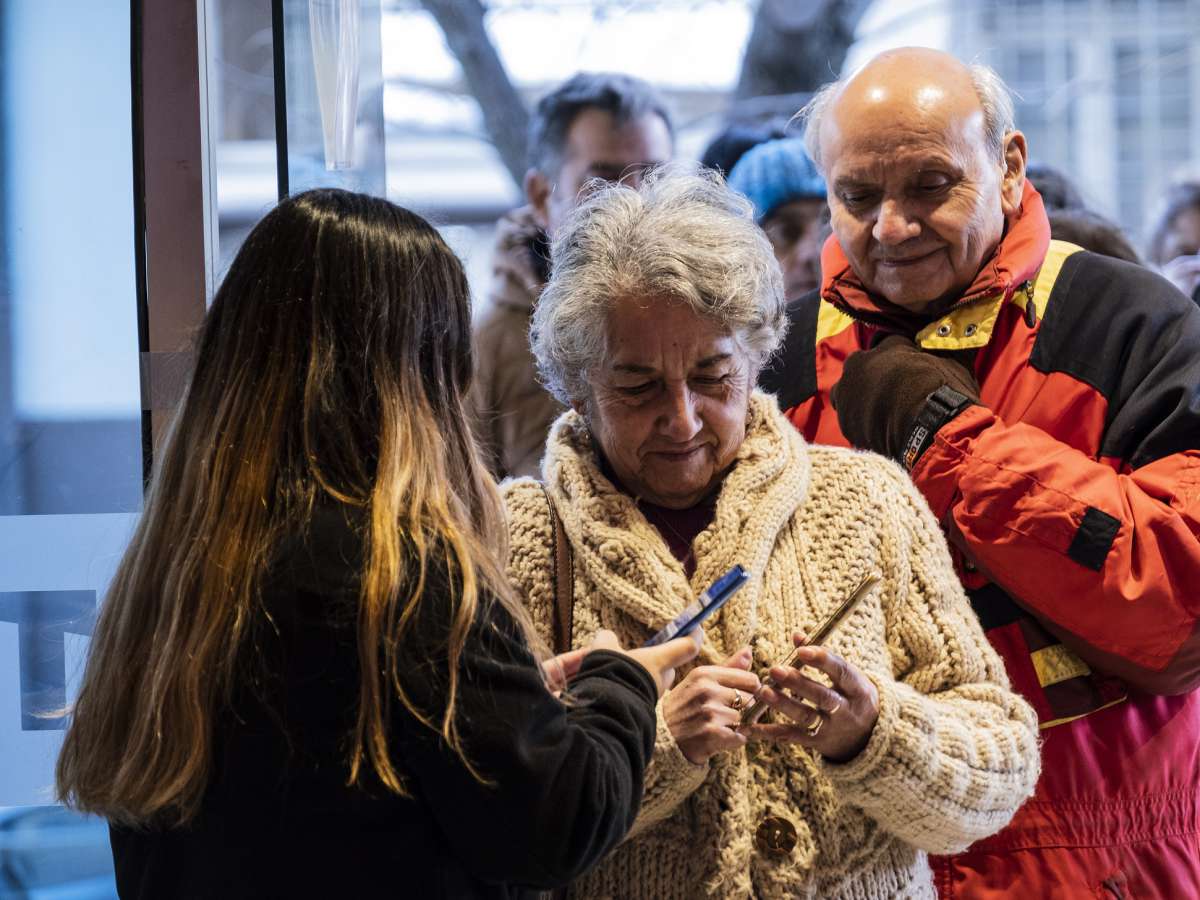 LANZAN CAMPAÑA 'MOCHILA SOLIDARIA' EN APOYO A ESTUDIANTES MAULINOS AFECTADOS POR EL TEMPORAL