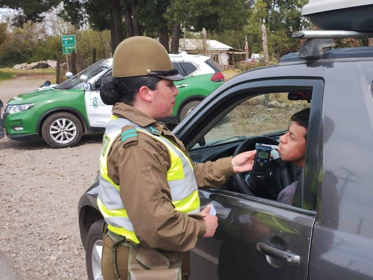 Balance fin de semana largo: Carabineros detuvo a 11 conductores en estado de ebriedad y registró 25 accidentes