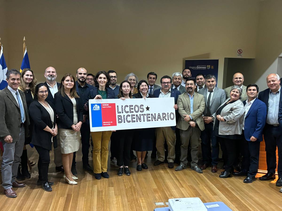 RED DE LICEOS BICENTENARIOS DE ÑUBLE SE REÚNE EN CHILLÁN CON LA PARTICIPACIÓN DE LOS NUEVOS ESTABLECIMIENTOS