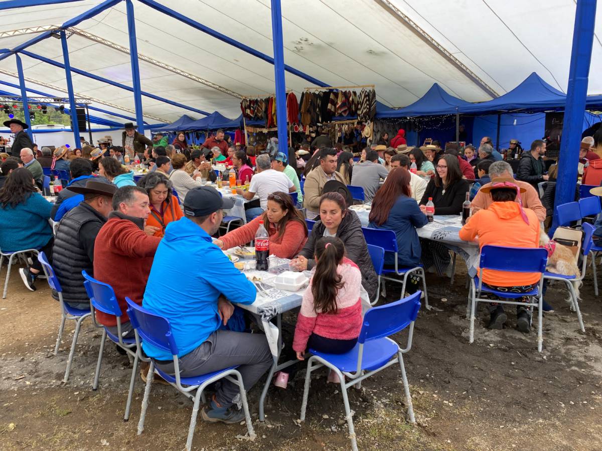 Gran fiesta del Arvejado de campo Convocó a cerca de 5.000 Personas que Abarrotaron la localidad de Chancal en Quillón