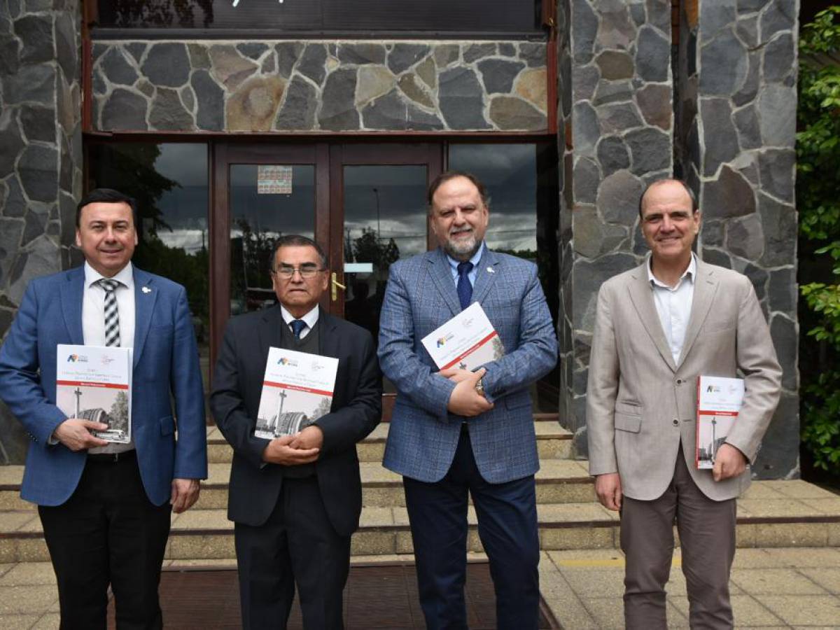 Universidad del Alba presenta libro inédito que rescata la historia y cultura de Chillán