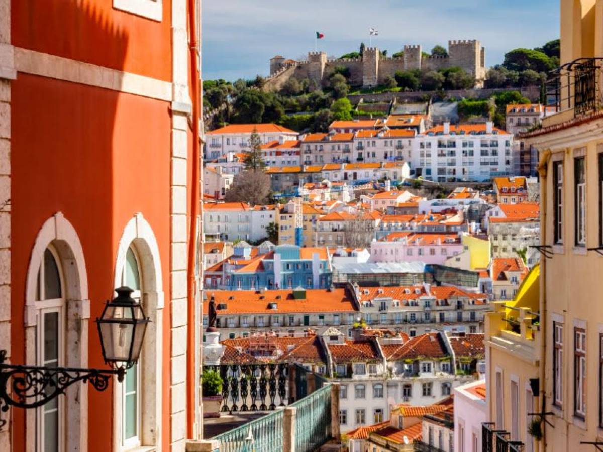 Parlamento de Portugal se abre a mantener régimen tributario especial “Residencia No Habitual” durante todo 2024