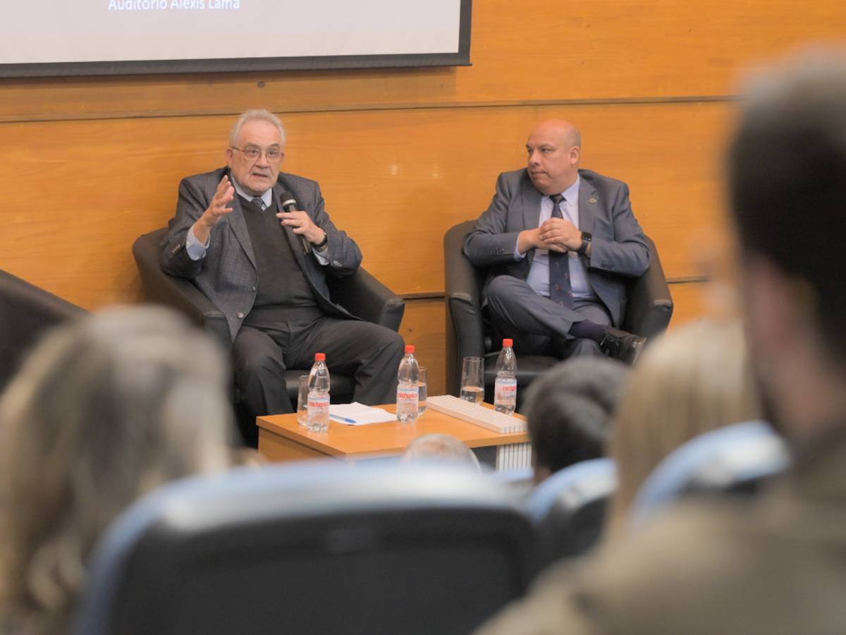 Hugo Lavados, ex ministro de Economía: “La morosidad del CAE se frena si se deja  de hablar de perdonazo o condonación”