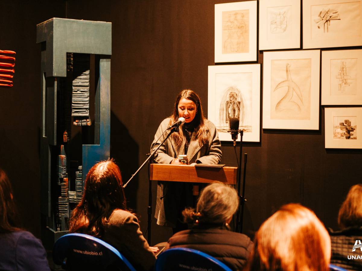 Museo Marta Colvin respaldó libro de poesías sobre obras de la escultora