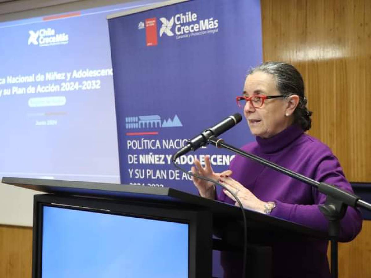 Subsecretaria presenta en Ñuble la nueva politica Nacional de niñez y adolescencia.