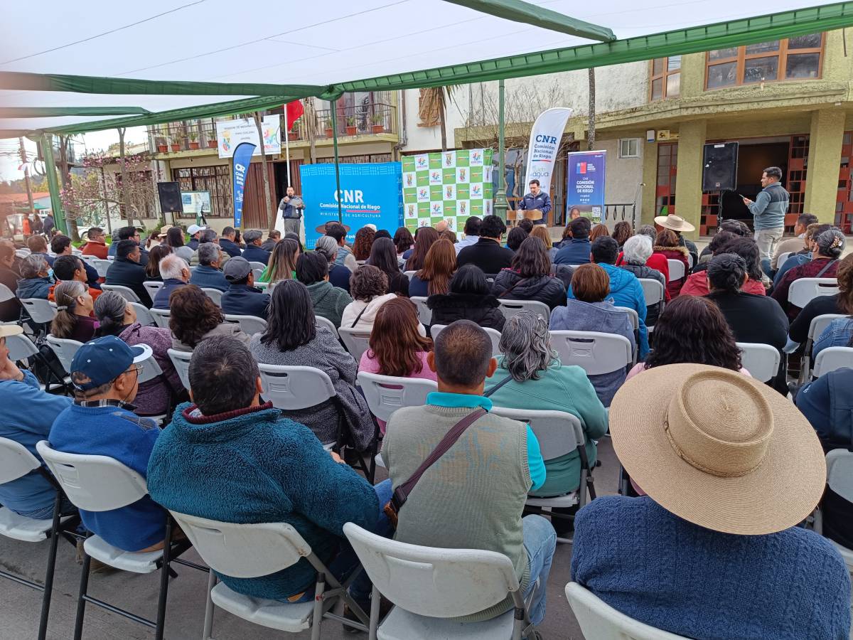 Histórica entrega de bonos de riego de la CNR en la Provincia de Itata