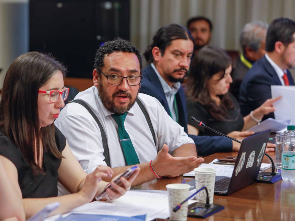 Comisión de Educación de la Cámara aprueba el proyecto de solución a la deuda histórica docente 