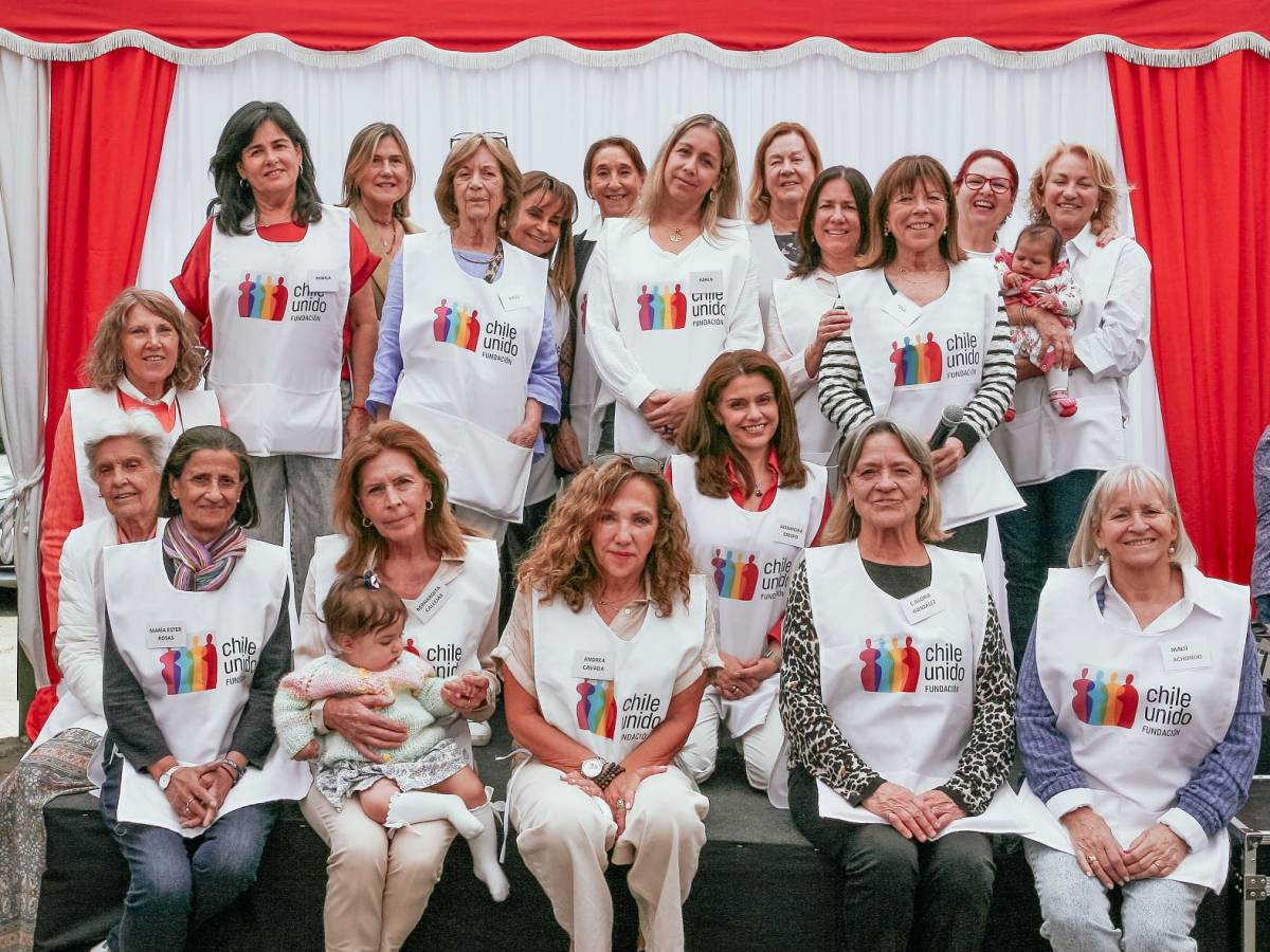 Fundación Chile Unido celebra la Navidad con mamás que participan en el Programa de Acompañamiento Integral a Mujeres con Embarazos Vulnerables