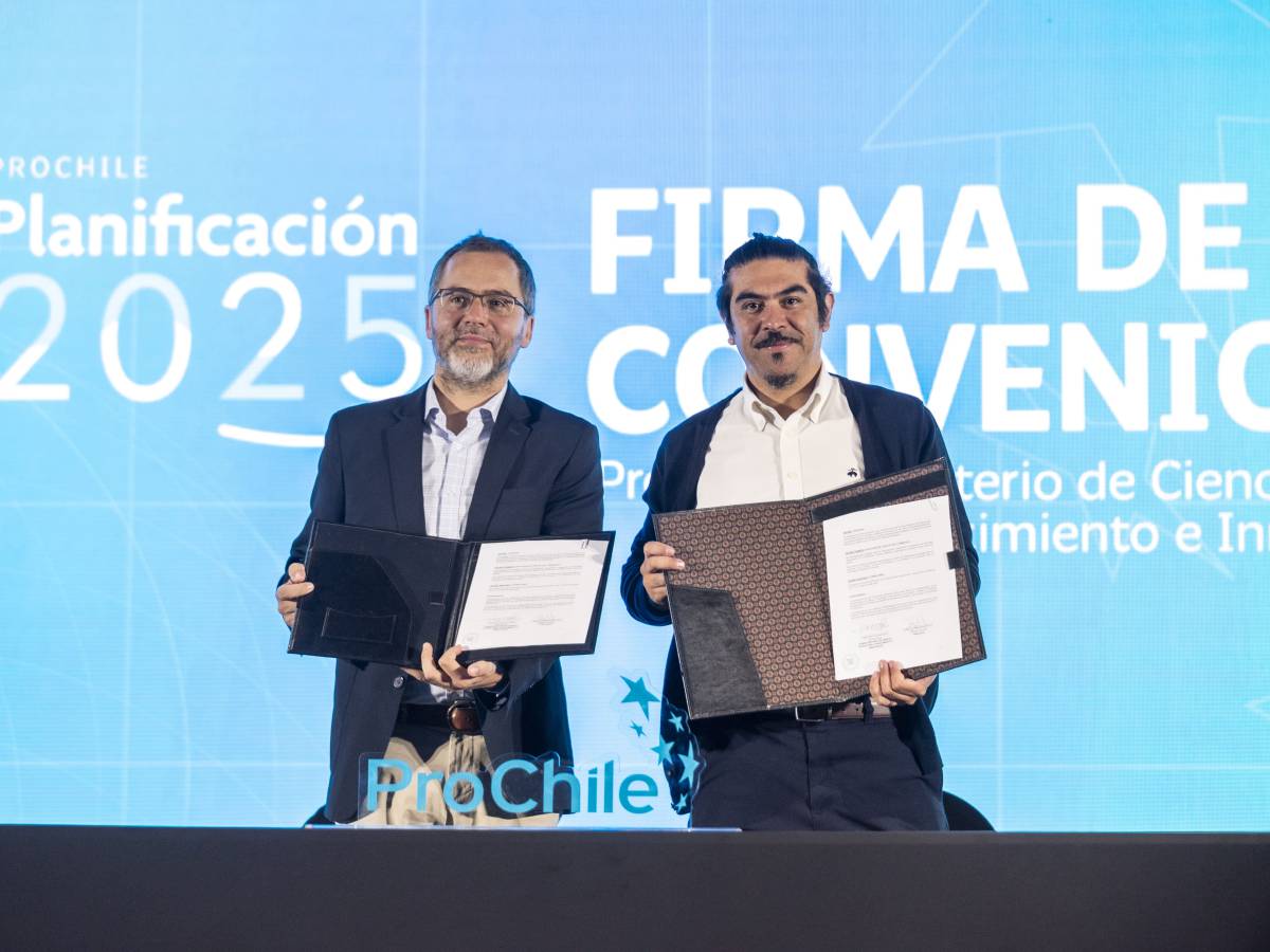 ProChile y el Ministerio de Ciencia firman convenio para impulsar la internacionalización de empresas de base científica y tecnológica