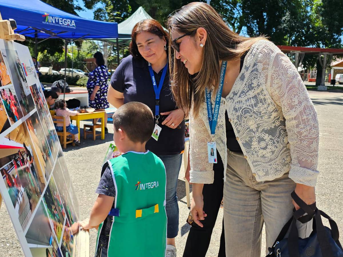 Jardín Sobre Ruedas de Fundación Integra culmina proyecto FIEP celebrando con la comunidad de El Carmen