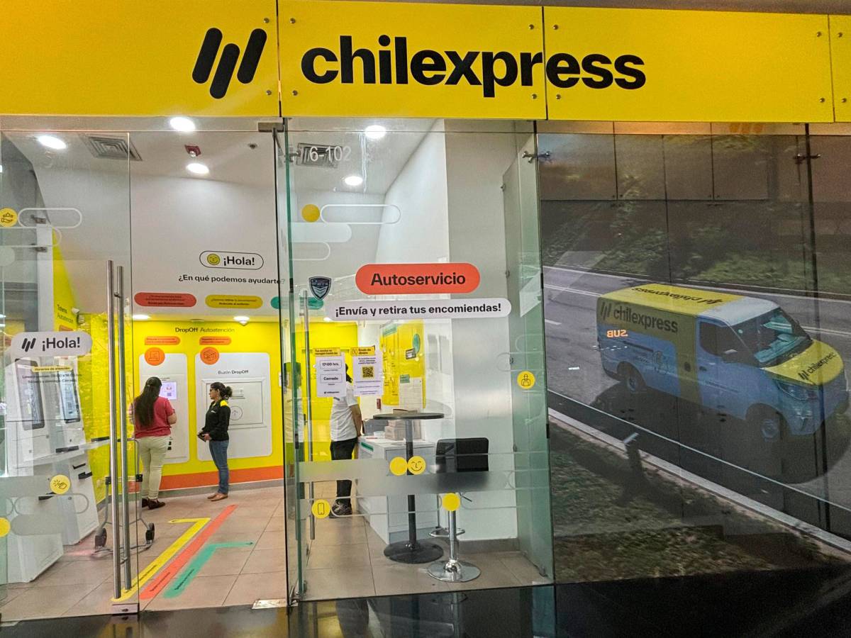 Nueva sucursal automatizada de Chilexpress reduce atención a menos de sesenta segundos.