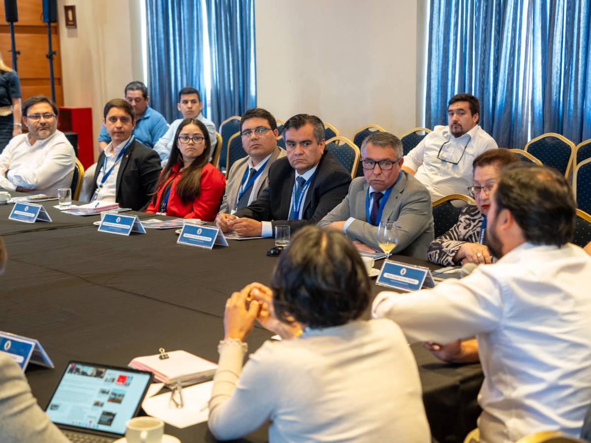 Gobierno Regional desarrolla jornada de capacitación a consejeras y consejeros regionales electos