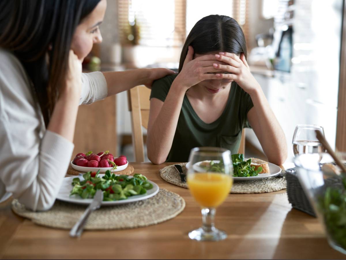 Adolescencia y salud: claves para identificar y actuar frente a trastornos alimenticios