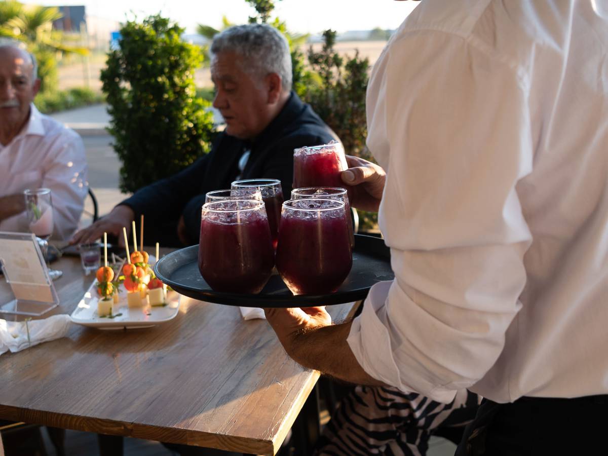 Presentan jugo elaborado con uva País gracias a proyecto financiado por el Gobierno Regional