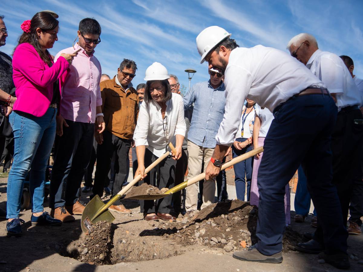 Inician obras de sede social y centro de rehabilitación para personas con Parkinson en Chillán