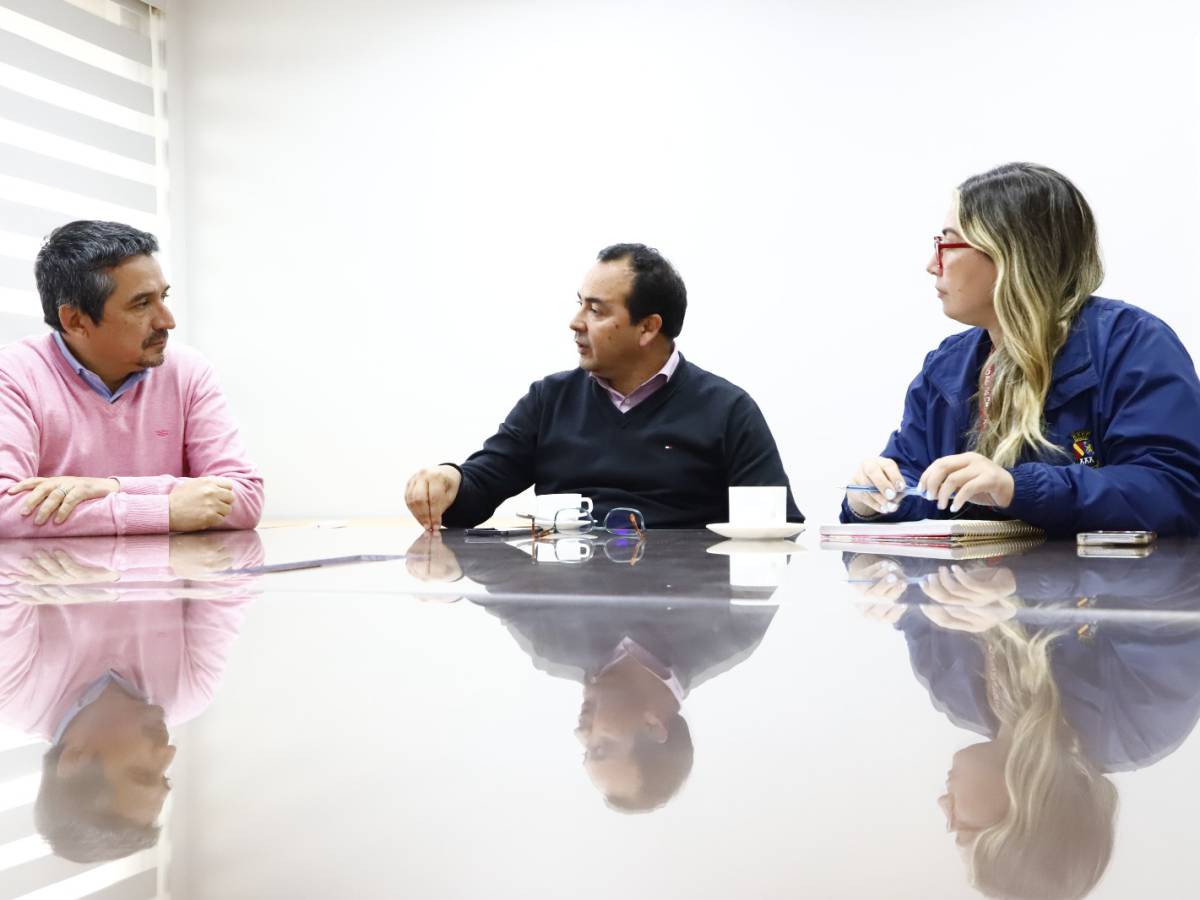 Chillán Viejo avanza en coordinación con SLEP Valle Diguillín para mejorar infraestructura escolar