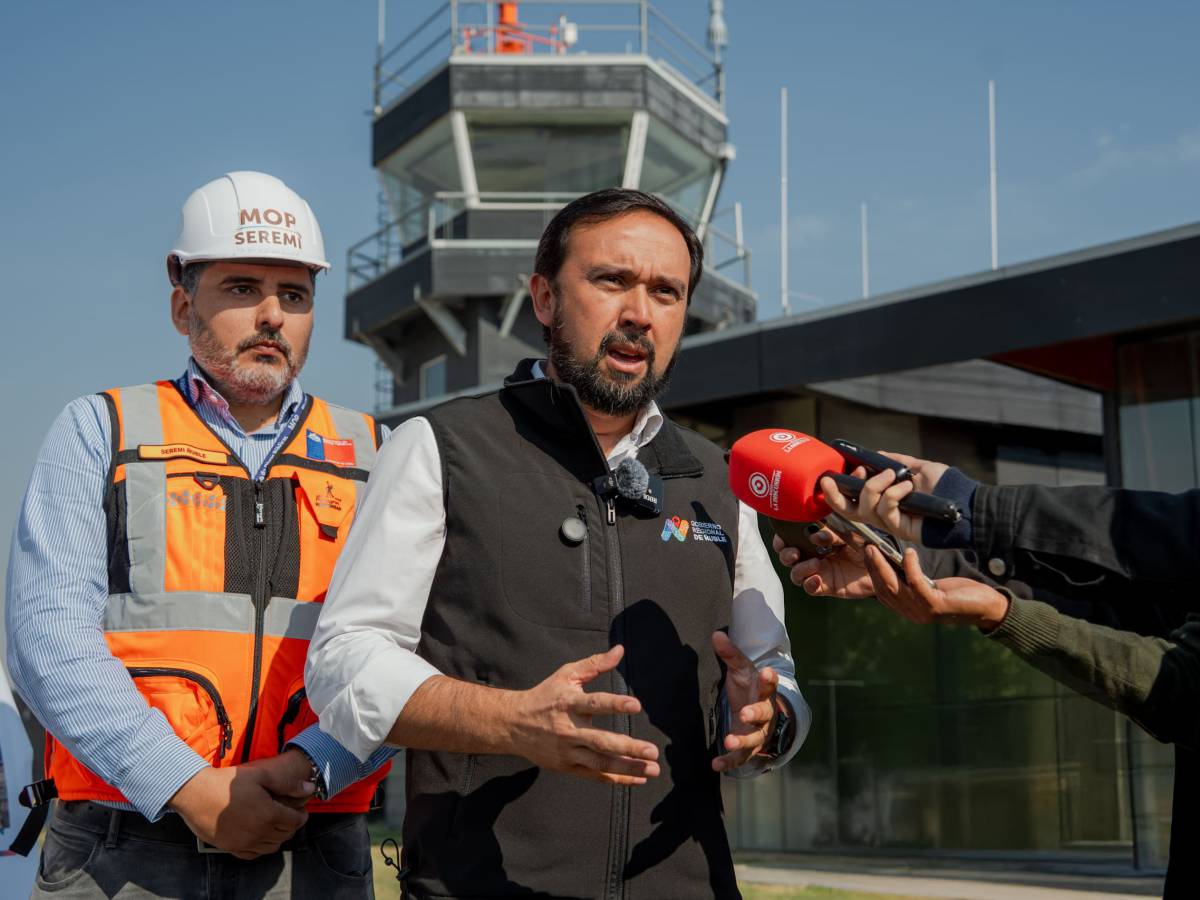 Ñuble da nuevo paso hacia conectividad aérea: autoridades proyectan uso turístico del aeródromo Bernardo O’Higgins