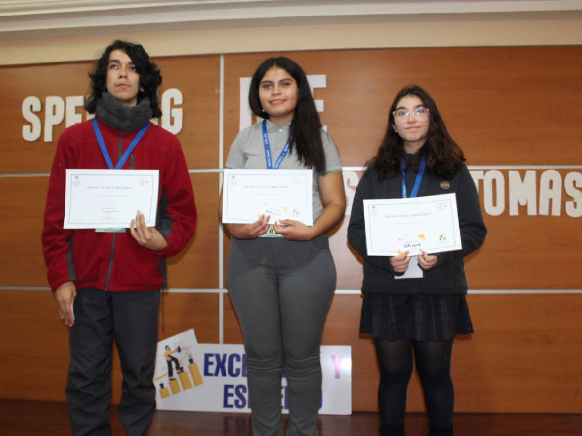 Liceos Bicentenarios arrasan en el podio del Spelling Bee Santo Tomás 2025 en Chillán