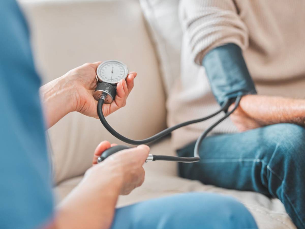La hipertensión afecta a uno de cada tres chilenos: una enfermedad potencialmente mortal